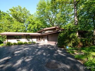 55 Green Bay Rd, Highland Park, IL 60035