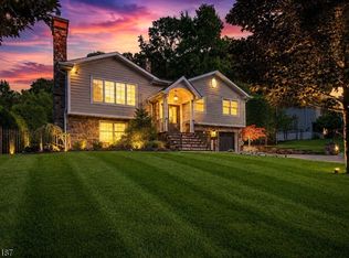 30 The Glen, Cedar Grove Twp., NJ 07009