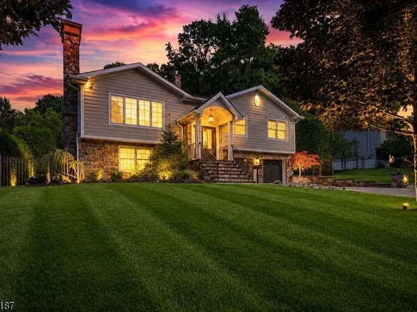 30 The Glen, Cedar Grove Twp., NJ 07009