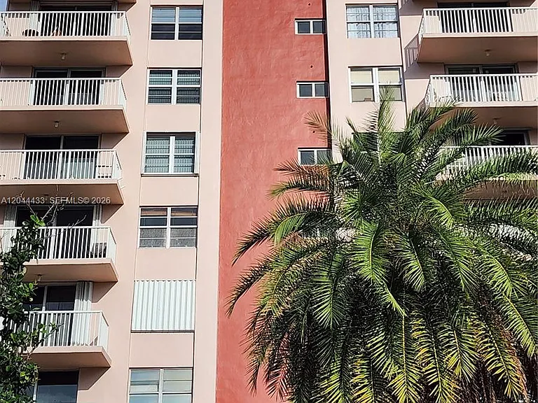 3161 S Ocean Dr #404 — Photo 3