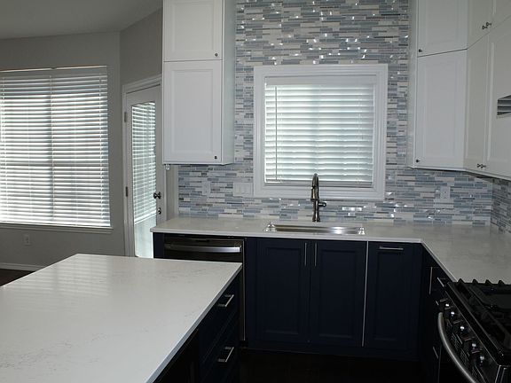 4th image of 2232 Chasefield Dr