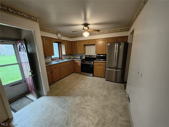 5th image of 11531 Barrington Blvd
