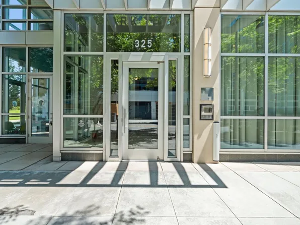 325 Berry St APT 715, San Francisco, CA 94158