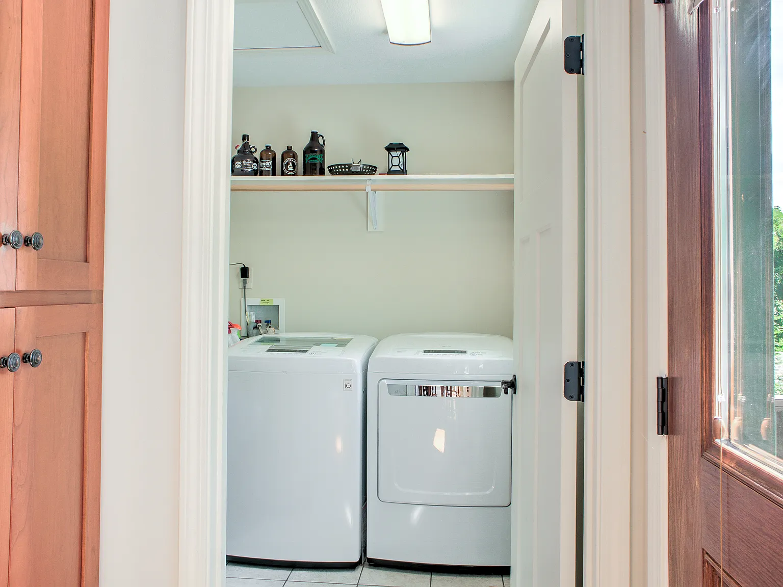 3 bed, 1346 sqft, $2,500 — Photo 4