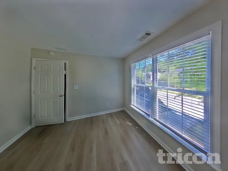 3281 Saville St SW — Photo 13