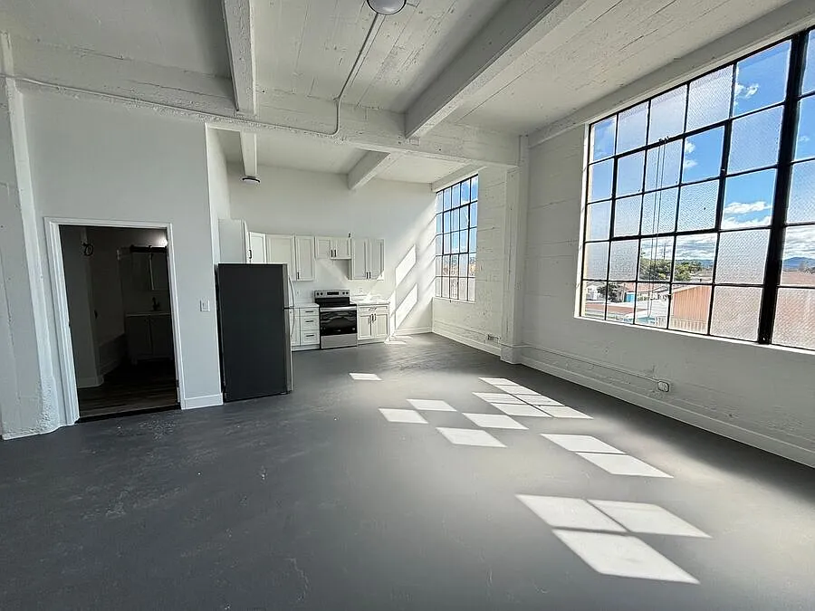 Building Photo - 1341 58th Ave #14
