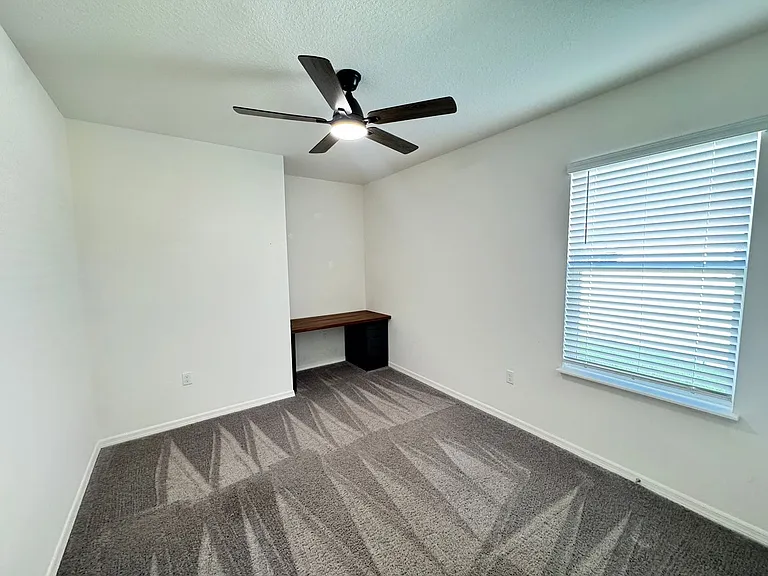 320 Mariana Way — Photo 33