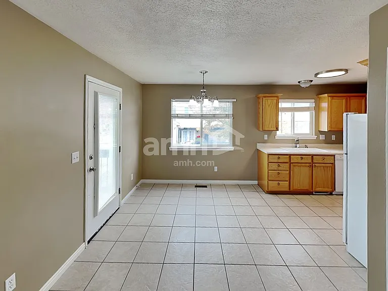 4047 E Ofallons Way — Photo 4