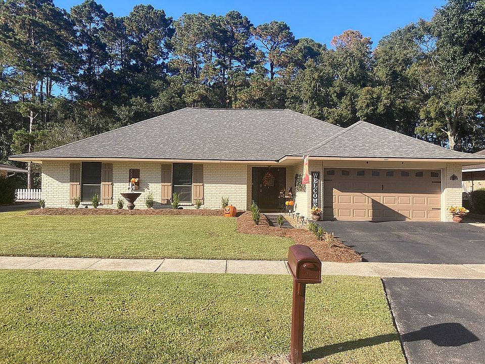 2nd image of 13523 Ouachita Ave