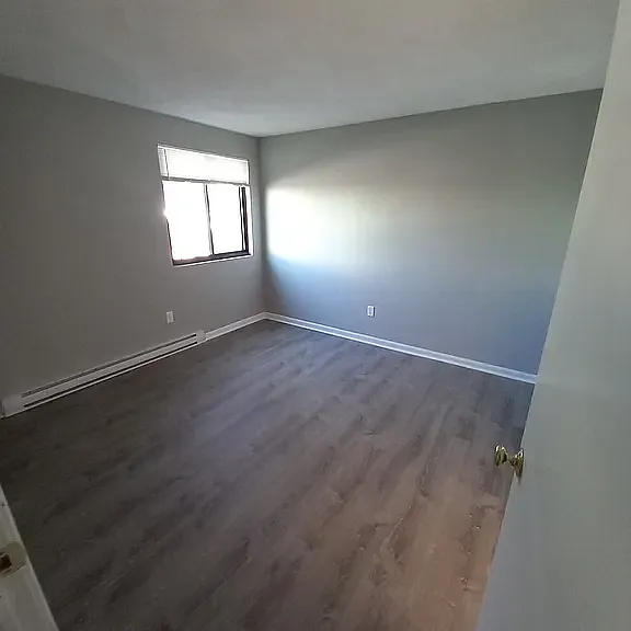 566 Washington St #14 — Photo 8