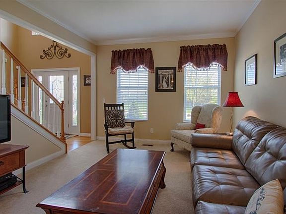 3rd image of 3691 Pinnacle Ln