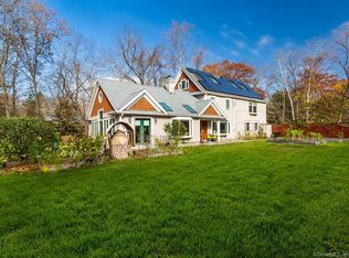 293 Bayberry Ln, Westport, CT 06880