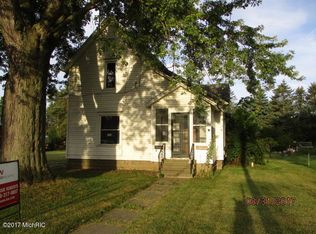 235 S Williams St, Bellevue, MI 49021