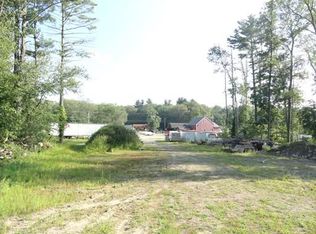 127 Uxbridge Rd, Mendon, MA 01756