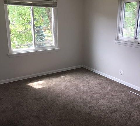 5th image of 21038 Southbend Cir APT 3