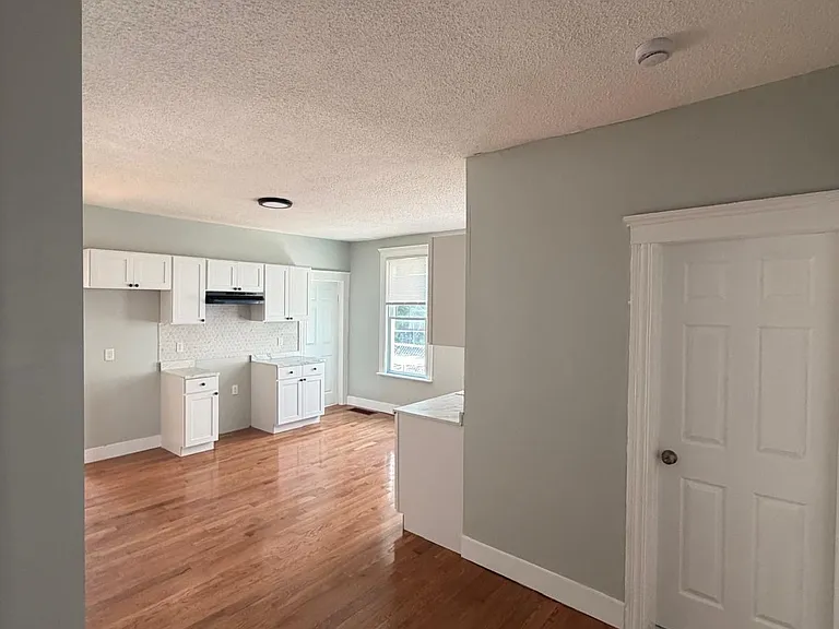185 Winthrop Ave #1 — Photo 3
