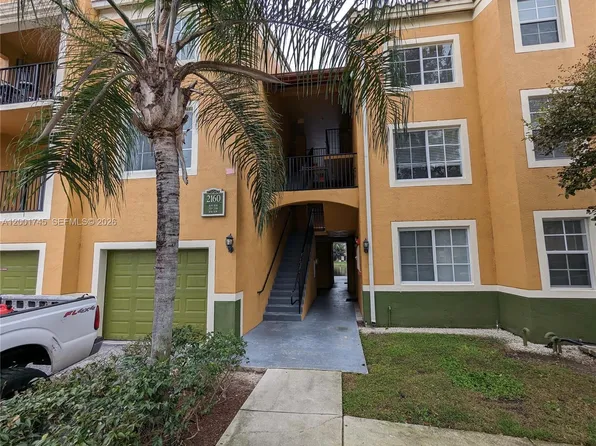 2160 E Preserve Way APT 107, Hollywood, FL 33025