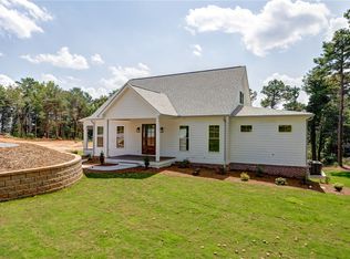 1218 Andersonville Rd, Townville, SC 29689