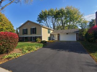 851 W Main St, Cary, IL 60013