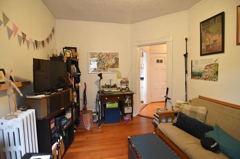 2nd image of 4 Pleasant Ave #6