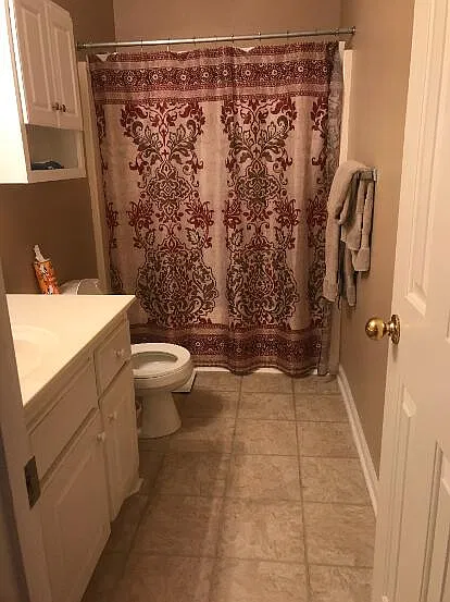 4 bed, 1470 sqft, $2,100 — Photo 4