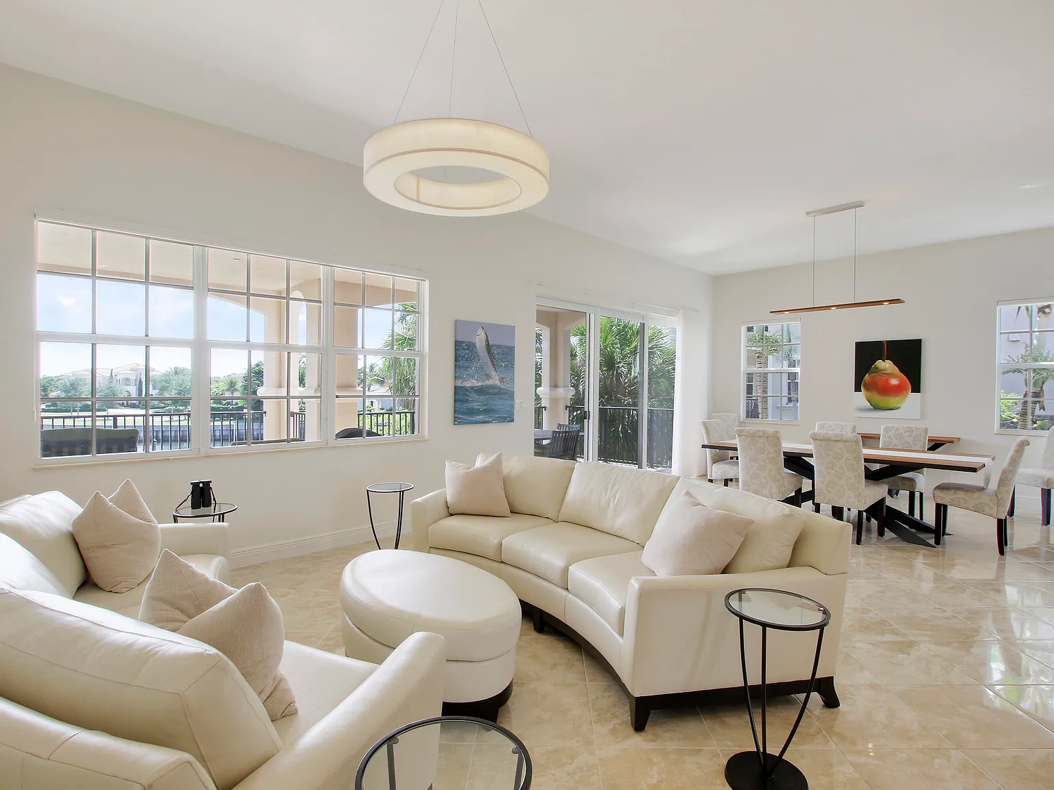 3 bed, 2.0 bath, 2367 sqft, $20,000 — Photo 4