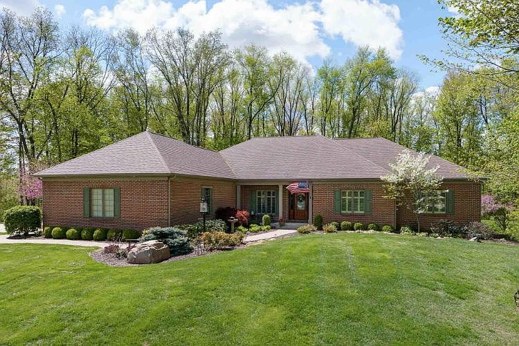 1st image of 140 Sweet William Ln