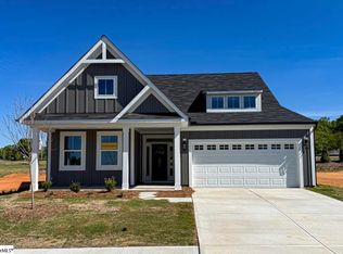 1821 Betsy Ross Dr, Moore, SC 29369