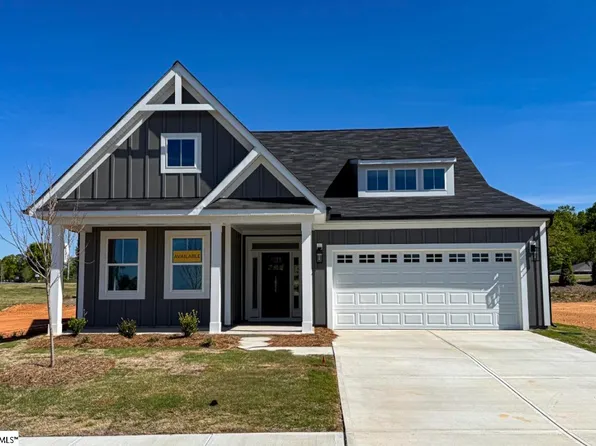 1821 Betsy Ross Dr, Moore, SC 29369