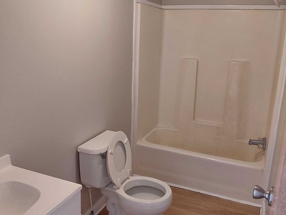 2nd image of 304 Annabelle Rd #80