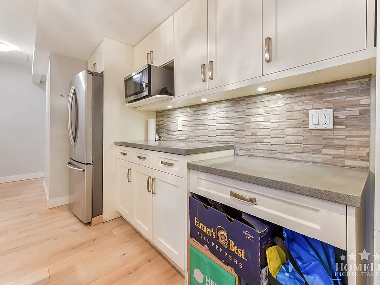 7437 Garfield Dr — Photo 6