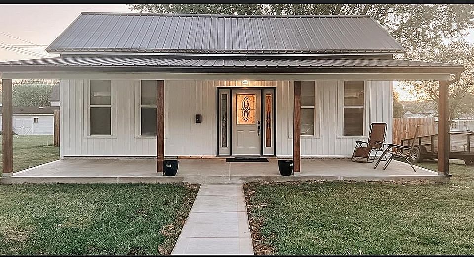 1st image of N 209 Park Ave