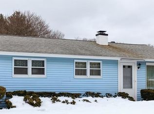 12 James St, Plainville, MA 02762