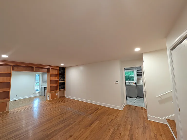 514 Morreene Rd — Photo 14