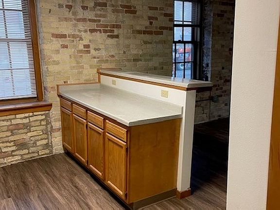 5th image of 134 Main St #120