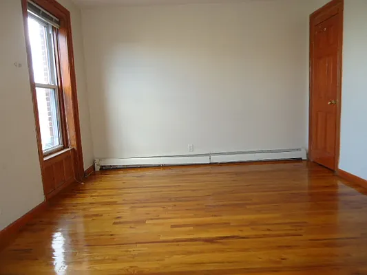 Rented by Hakeem Shahid, LREB | media 2