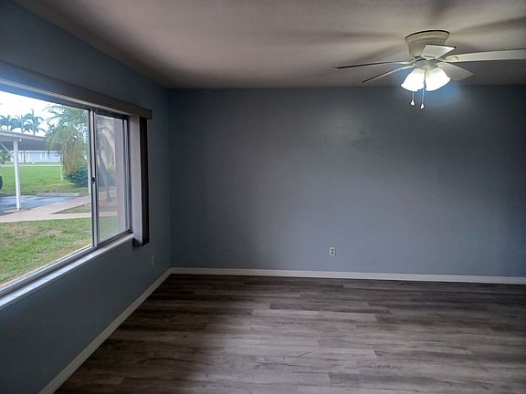 2nd image of 1915 W Lakeview Blvd APT 3