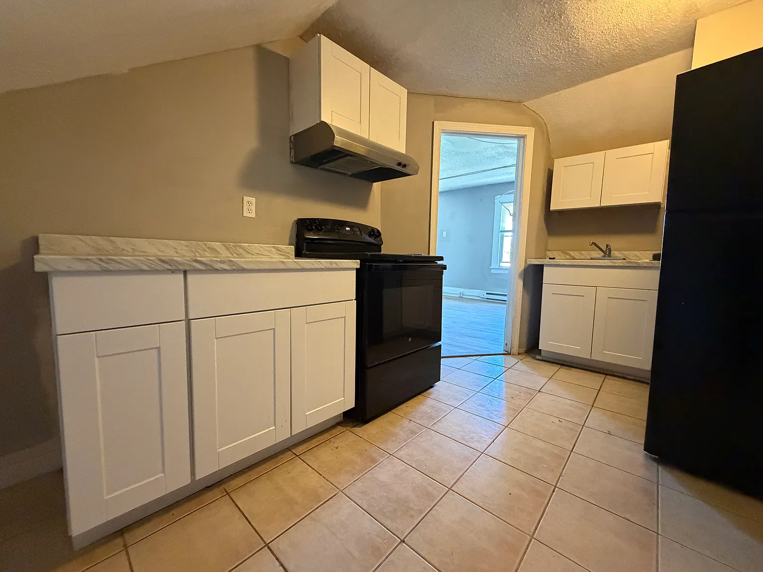 1 bed, 600 sqft, $1,295 — Photo 3