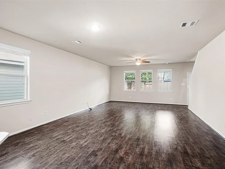 15622 Marble Bluff Ln — Photo 6
