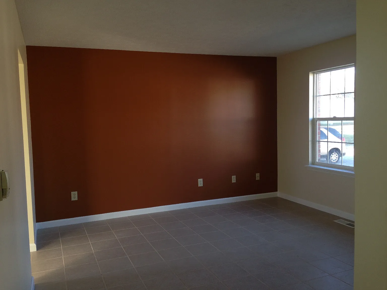 2 bed, 768 sqft, $1,100 — Photo 3