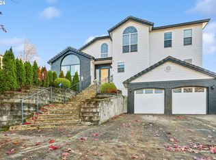 2010 SW Willow Pkwy, Gresham, OR 97080