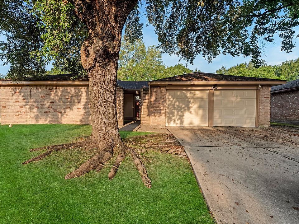 1st image of 16950 Gleneagle Dr N