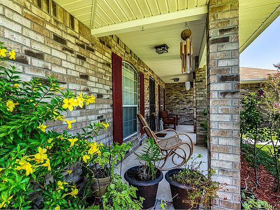 3rd image of 43 Boulder Rock Dr