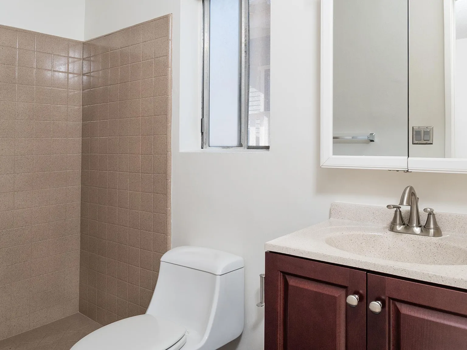 2 bed, 1100 sqft, $4,195 — Photo 4