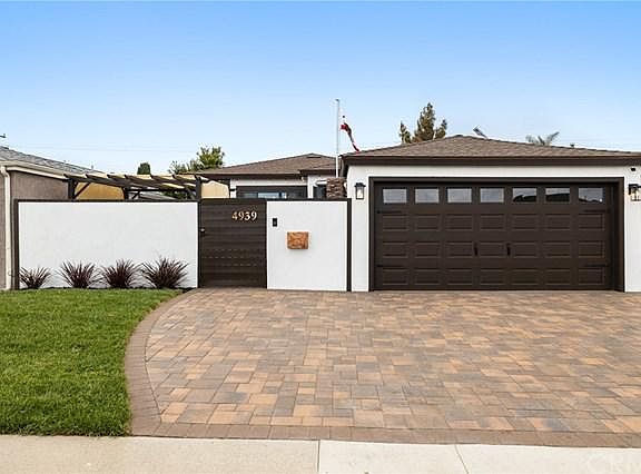 3rd image of 4939 W 136th St