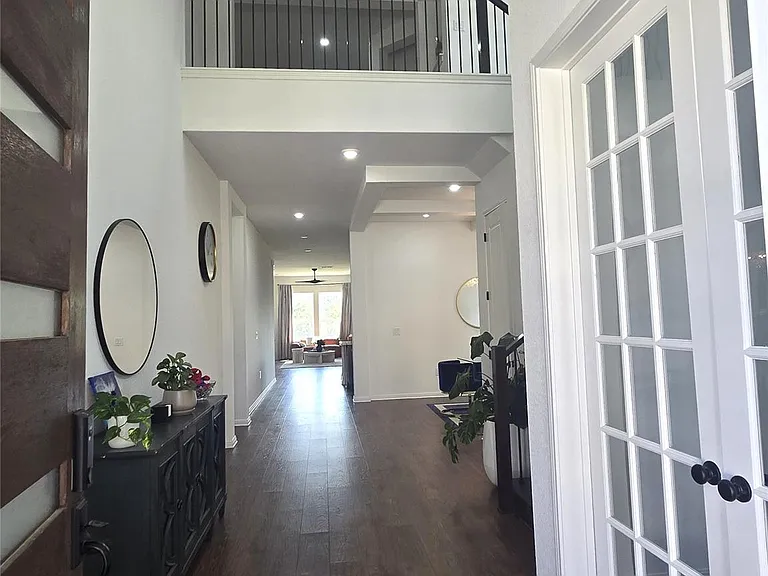 2319 Cantata Cv — Photo 4