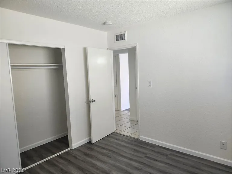 2700 Basswood Ave — Photo 18