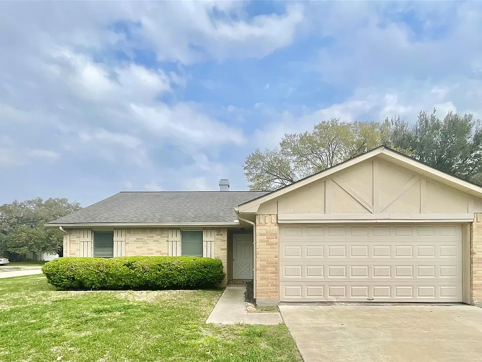 503 Penwood Ct