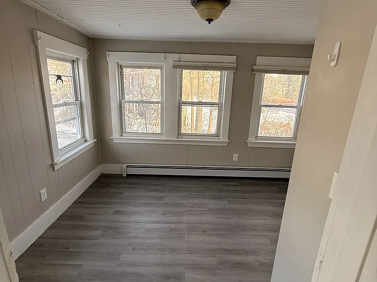 187 Beach St #1 — Photo 15