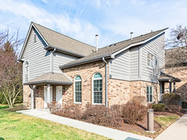 15 Foxcroft Rd APT 139, Naperville, IL 60565